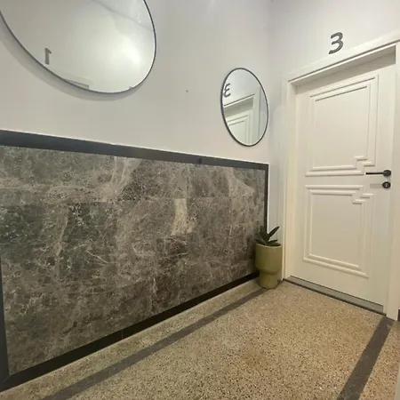Luxury 12 بلوفديف